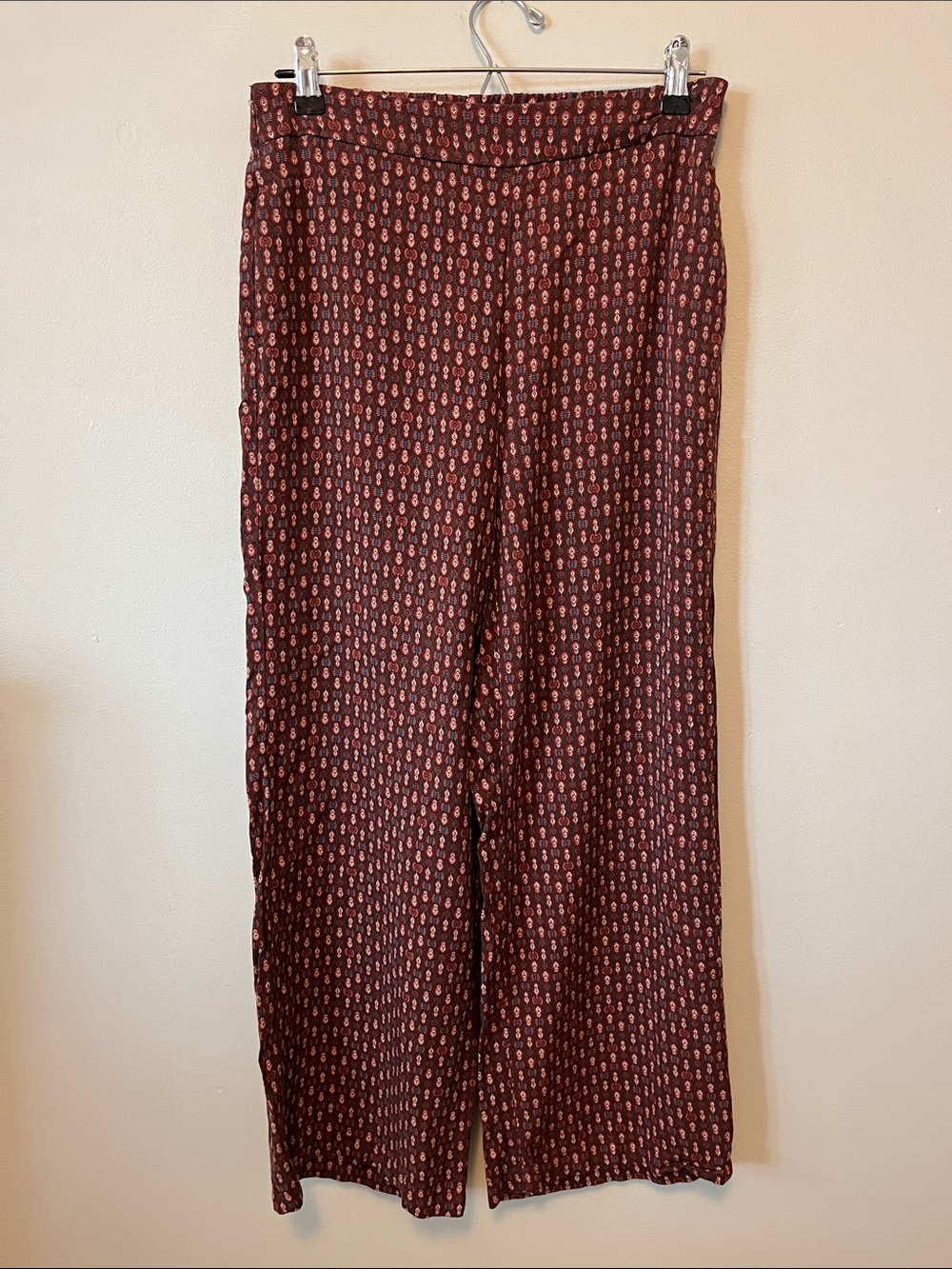 Old Navy High Rise Plays Wide Leg Burgundy Printed Wide-Leg Pants